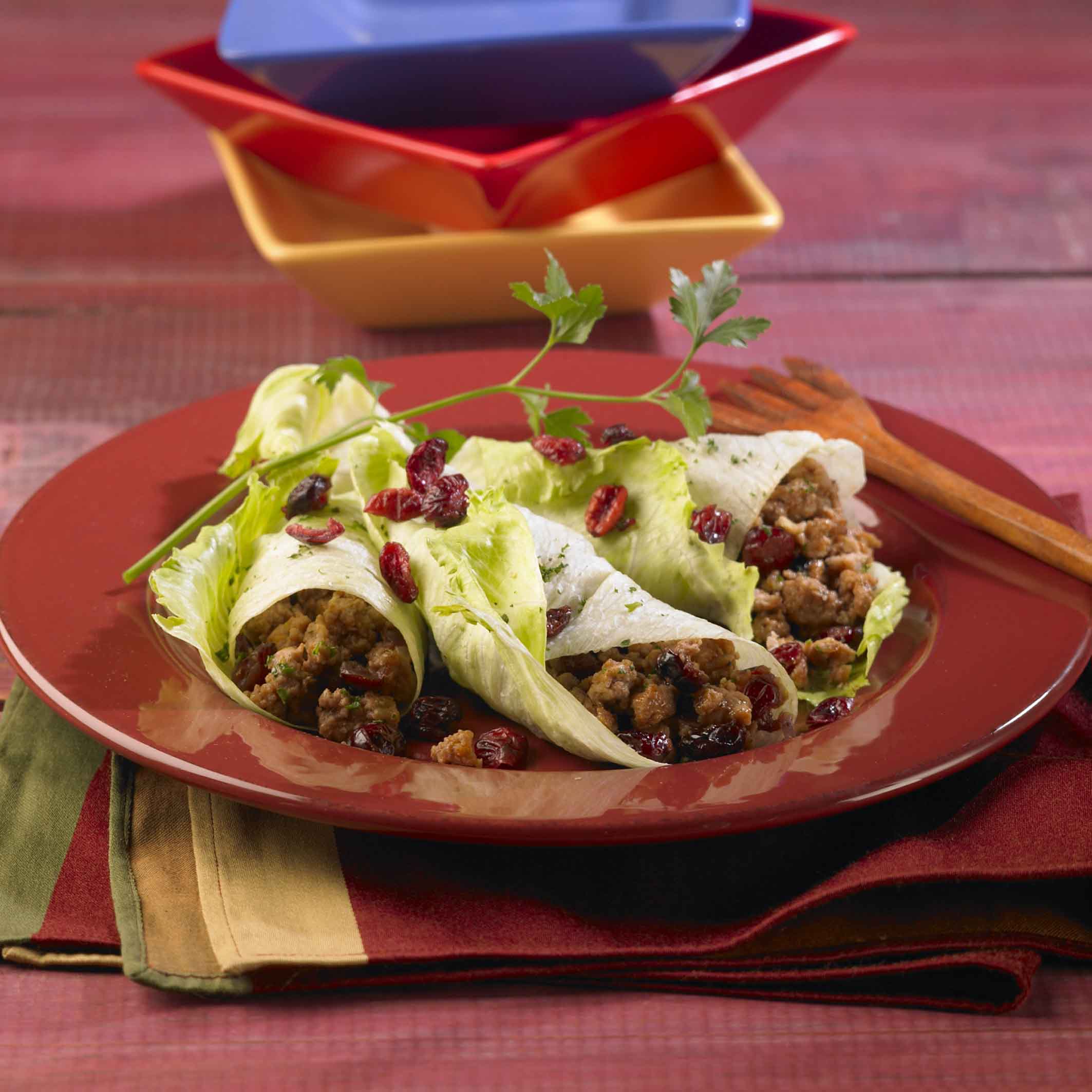 Chilled-Cranberry-and-Lettuce-Taco-min