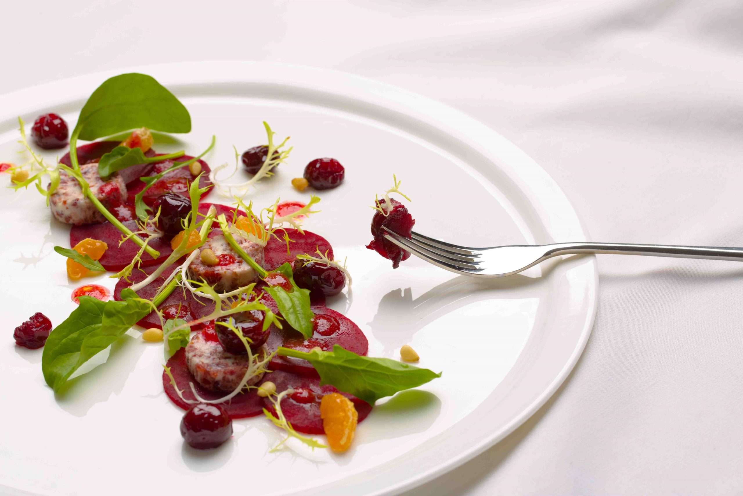 Roasted-cranberry-and-beet-salad-with-cranberry-vinaigrette