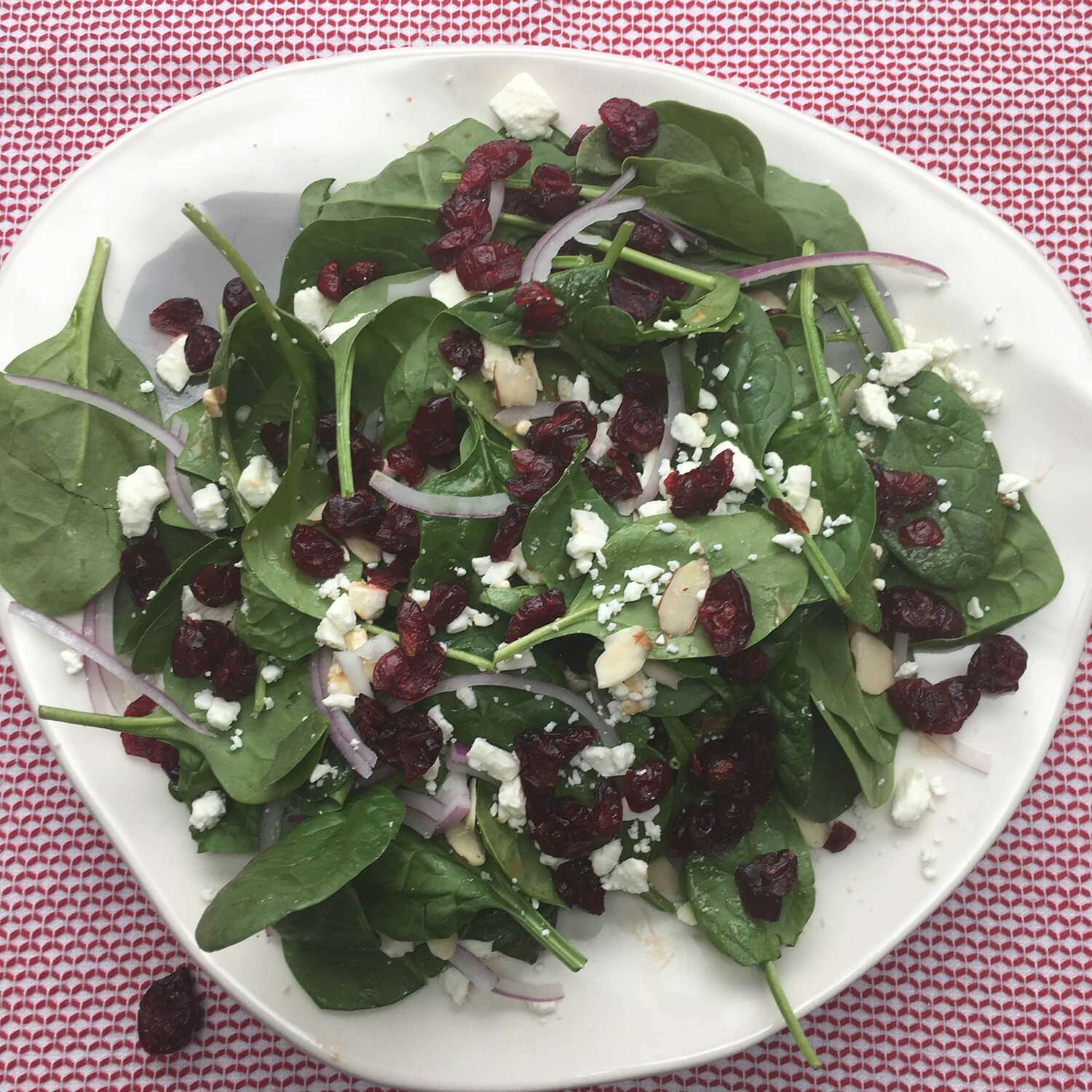 Spinach-Salad-with-Cranberries-Feta